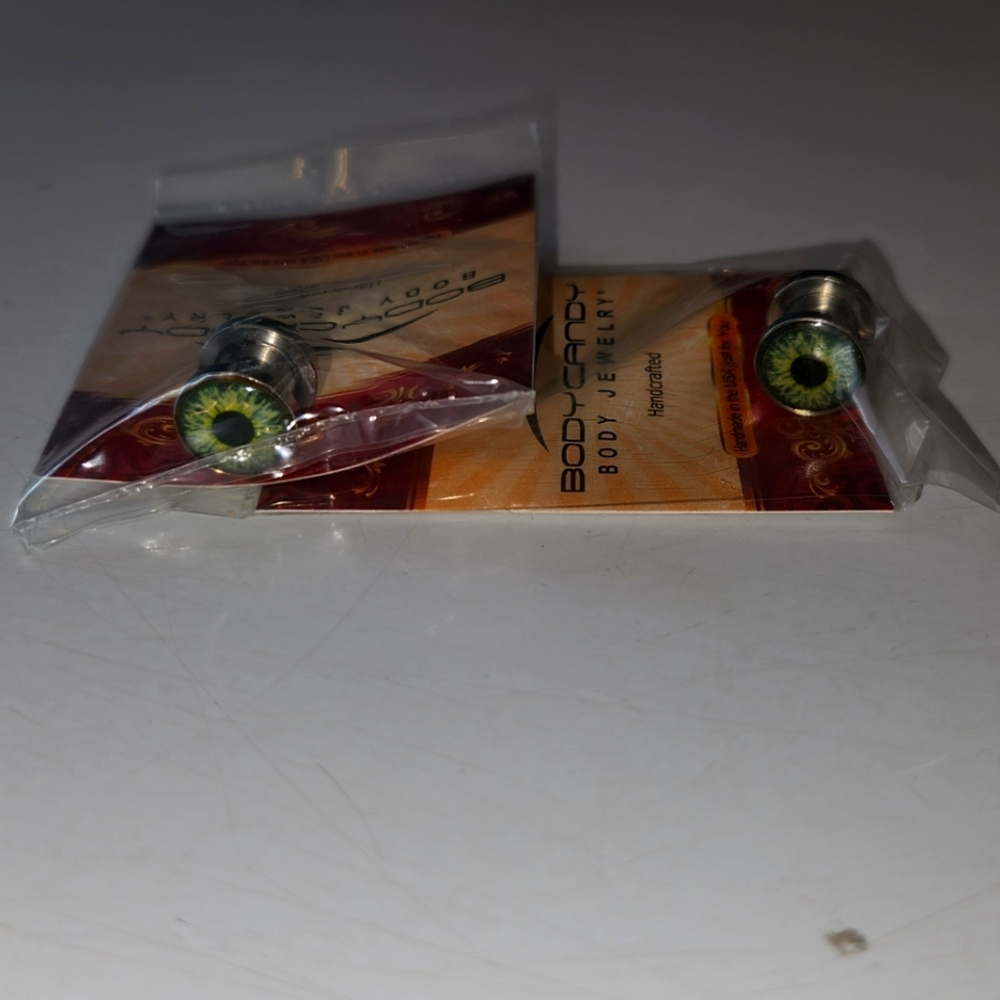 Body Candy Green Eye 5 mm Ear Gauges